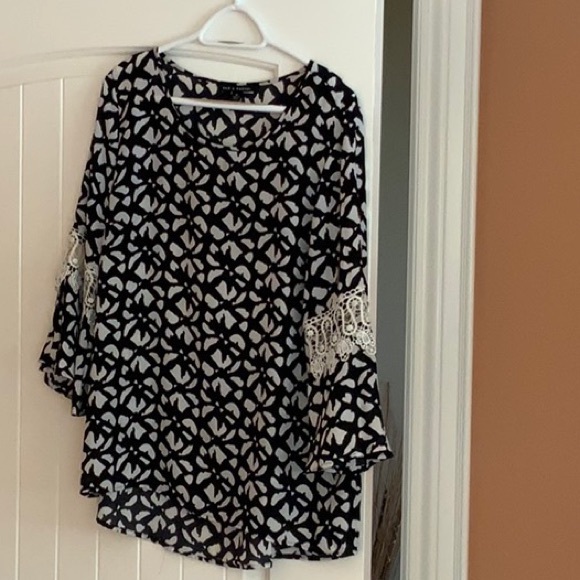 Blouse - Picture 1 of 1